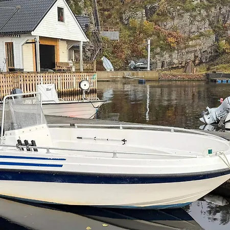 4 Person In Casa vacanze Kjerrgarden